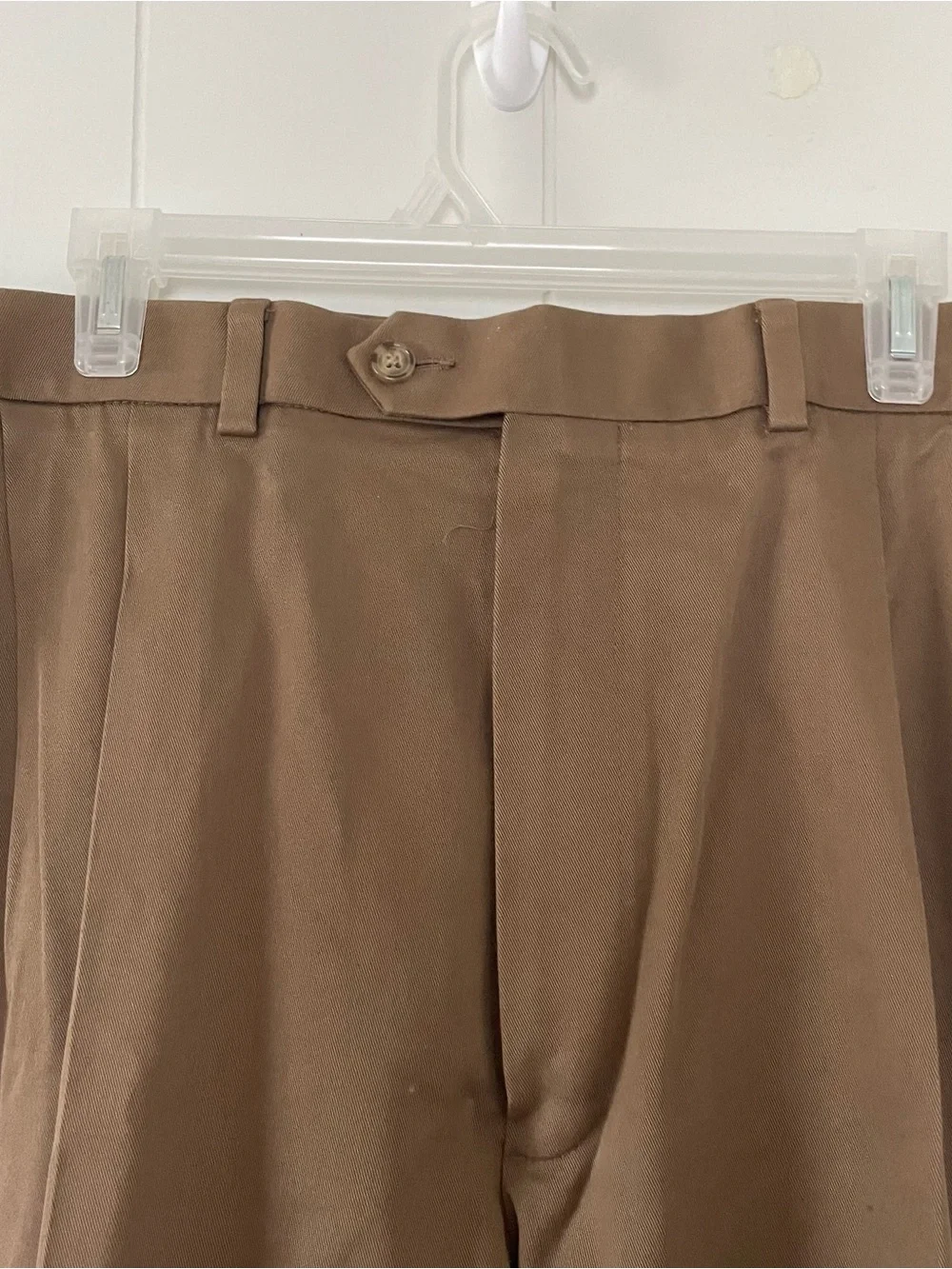 Roundtree & York TravelSmart Men’s Brown Dress Pants 44x30 Pleated Cotton